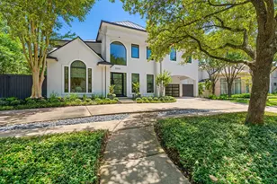 3703 Wroxton Rd, West University Place, TX 77005 - Photo 1