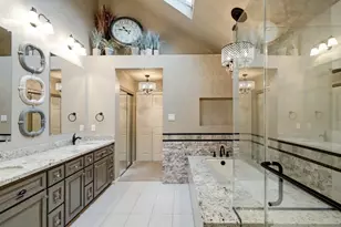 12715 Avenida Vaquero St, Houston, TX 77077 - Photo 14