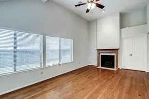12715 Avenida Vaquero St, Houston, TX 77077 - Photo 8