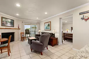 500 N Market St, New Braunfels, TX 78130 - Photo 2