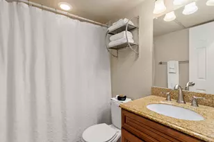 500 N Market St, New Braunfels, TX 78130 - Photo 12