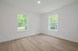 606 Cresline St, Houston, TX 77076 - Photo 10