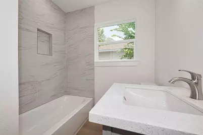 606 Cresline Street, Houston, TX 77076 - Photo 12