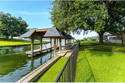 8311 Amber Cove Drive, Houston, TX 77346 - Photo 22