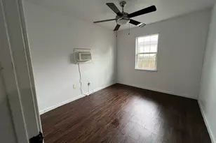 2117 Russell St, Houston, TX 77026 - Photo 8