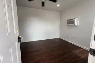 2117 Russell St, Houston, TX 77026 - Photo 2