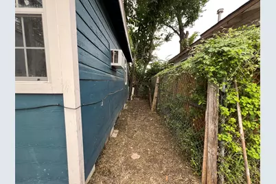 2117 Russell Street, Houston, TX 77026 - Photo 16