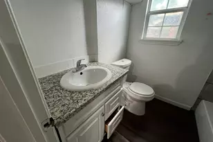 2117 Russell St, Houston, TX 77026 - Photo 6