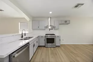 1827 Cold River Dr, Humble, TX 77396 - Photo 10