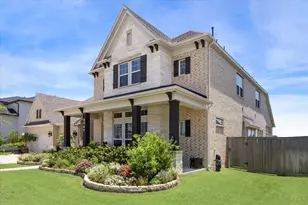 2547 Sandy Lake Dr, Friendswood, TX 77546 - Photo 2