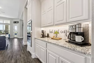 2547 Sandy Lake Drive, Friendswood, TX 77546 - Photo 10