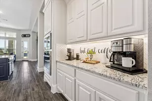 2547 Sandy Lake Dr, Friendswood, TX 77546 - Photo 10