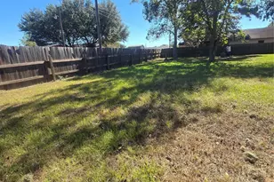 1930 5th St, Hempstead, TX 77445 - Photo 6