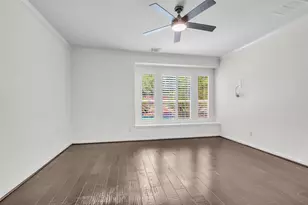 79 W Shale Creek Cir, The Woodlands, TX 77382 - Photo 26