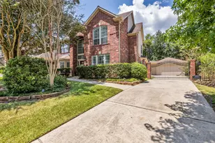 79 W Shale Creek Cir, The Woodlands, TX 77382 - Photo 2