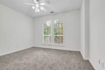 79 W Shale Creek Circle, The Woodlands, TX 77382 - Photo 36