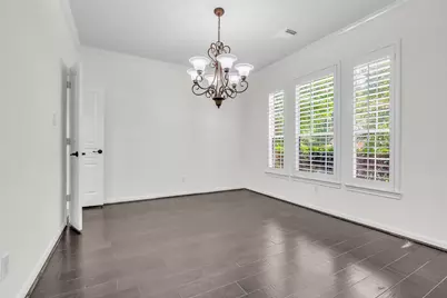 79 W Shale Creek Circle, The Woodlands, TX 77382 - Photo 10