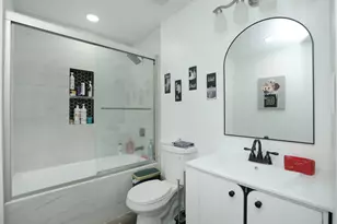 5739 Waterford Dr, Houston, TX 77033 - Photo 24