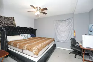 5739 Waterford Dr, Houston, TX 77033 - Photo 20