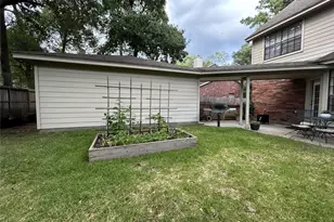 27 N Duskwood Pl, The Woodlands, TX 77381 - Photo 6