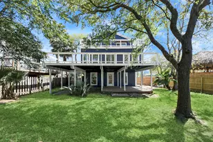 300 Narcissus Rd, Kemah, TX 77565 - Photo 40