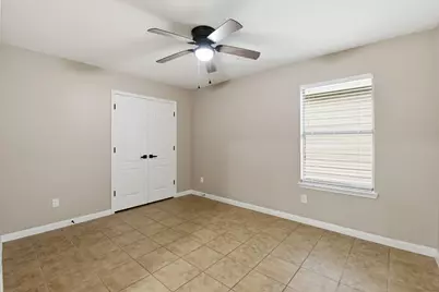 10515 Kentington Oak Drive, Humble, TX 77396 - Photo 12