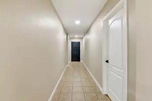 10515 Kentington Oak Dr, Humble, TX 77396 - Photo 2