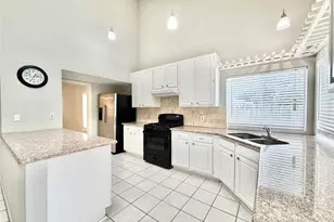 3410 Woodstream Pl, Sugar Land, TX 77479 - Photo 4