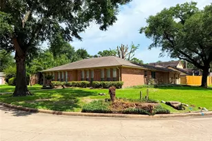 13430 Exton Ln, Houston, TX 77070 - Photo 2