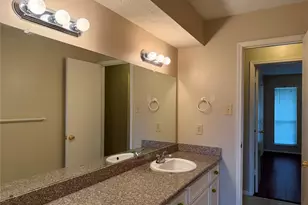 13430 Exton Ln, Houston, TX 77070 - Photo 32