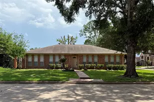 13430 Exton Ln, Houston, TX 77070 - Photo 2
