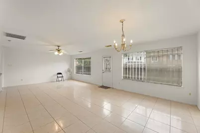 8226 Gold Tee Drive, Houston, TX 77036 - Photo 2