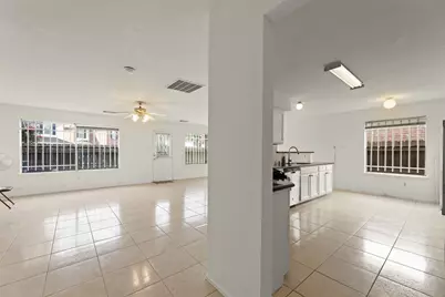 8226 Gold Tee Drive, Houston, TX 77036 - Photo 6