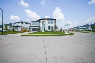 8906 Luddenham Lilac Ln, Cypress, TX 77433 - Photo 4