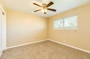 117 Talisman St, Lake Jackson, TX 77566 - Photo 22