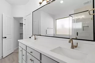 10919 Spring Wind Dr, Missouri City, TX 77459 - Photo 14