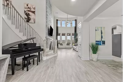 648 Garcitas Court, Webster, TX 77598 - Photo 2