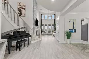 648 Garcitas Ct, Webster, TX 77598 - Photo 2