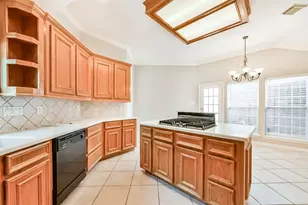 314 Parkwood Village Dr, Friendswood, TX 77546 - Photo 10