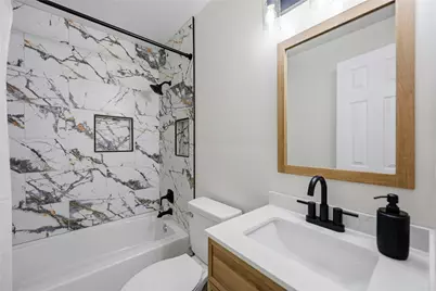 8411 Botany Lane, Houston, TX 77075 - Photo 12