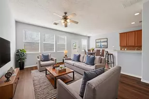 3216 Victorian Manor Ln, Houston, TX 77047 - Photo 4