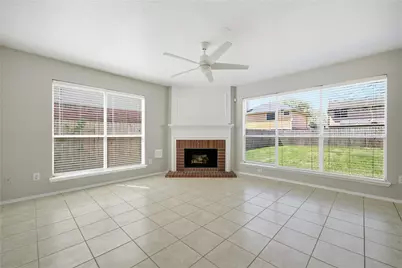 2034 Greenwest Drive, Missouri City, TX 77489 - Photo 6