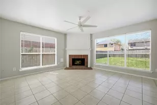 2034 Greenwest Dr, Missouri City, TX 77489 - Photo 6