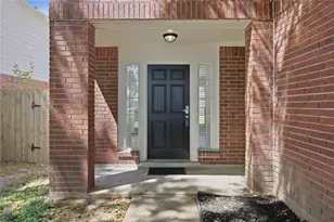 2034 Greenwest Dr, Missouri City, TX 77489 - Photo 4