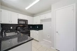 2034 Greenwest Dr, Missouri City, TX 77489 - Photo 18