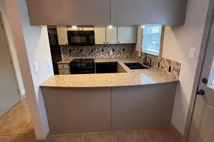 4410 T C Jester Blvd, Houston, TX 77018 - Photo 6