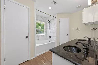 2502 Old Oak Lane, Houston, TX 77339 - Photo 8