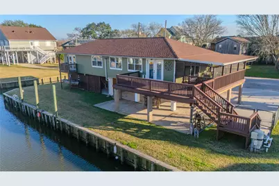 5103 Captains Drive, Dickinson, TX 77539 - Photo 2