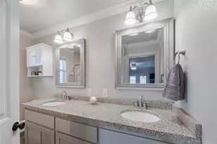 5103 Captains Dr, Dickinson, TX 77539 - Photo 24