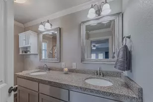 5103 Captains Dr, Dickinson, TX 77539 - Photo 24